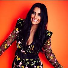 How tall is Sair Khan?